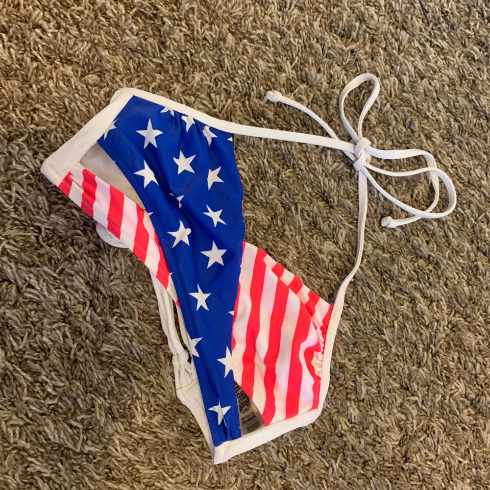 VS RED WHITE AND BLUE BATHING SUIT TOP